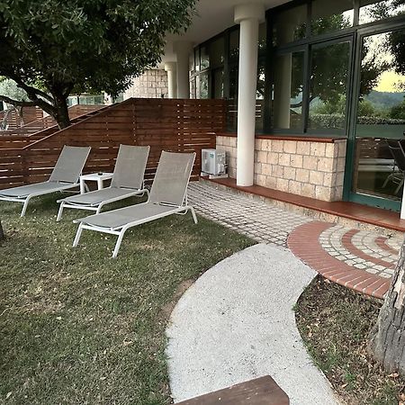Hotel Villa De Santis Montefranco Екстер'єр фото