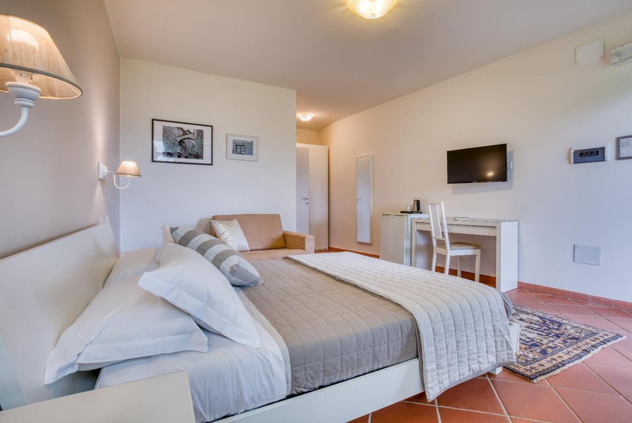 Hotel Villa De Santis Montefranco Екстер'єр фото